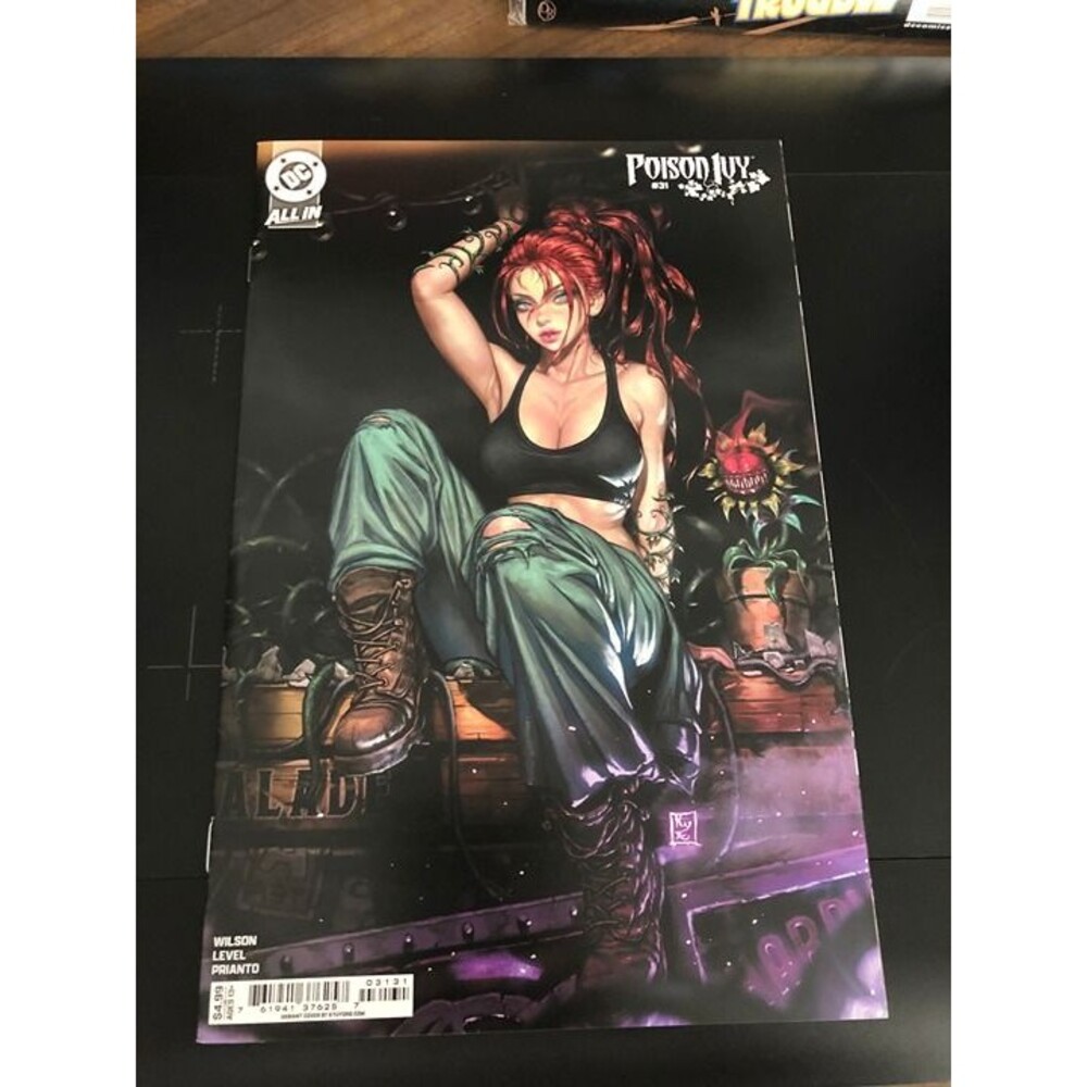 Poison Ivy #31, NM, Eom Variant, 1st DC Cover, 2025